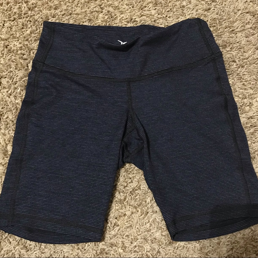 Old Navy Active shorts
